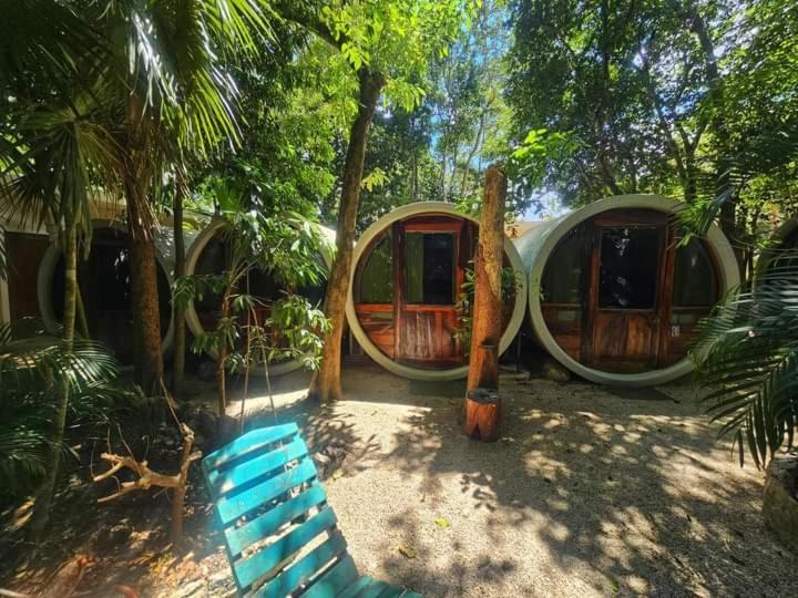 Hostal Mulut Tulum Exterior photo